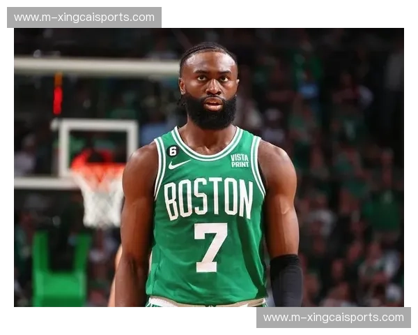 凯尔特人布朗27分8篮板8助攻 全能表现提升球队进攻多维性 凯尔特人布朗27分8篮板8助攻 全能表现提升球队进攻多维性