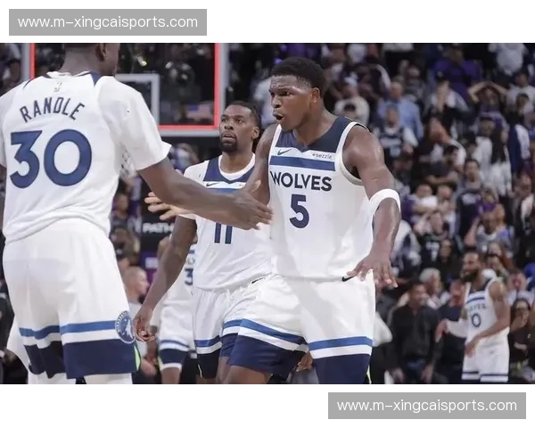 森林狼防守反击效率极高 利用对手失误快速转换得分